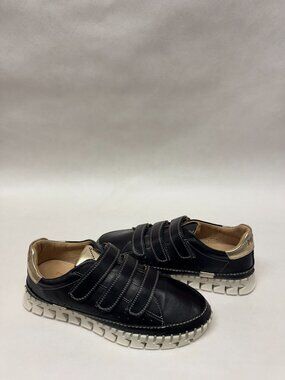 MIZ MOOZ LEATHER CASUAL PLATFORM SNEAKERS BLACK / GOLD 37EU / 7US T-46